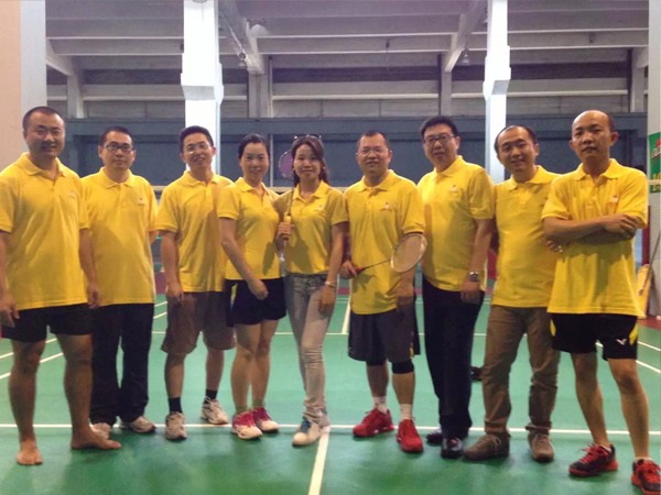 bb贝博Ballbet团队建设-羽毛球活动
